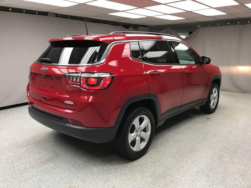Used 2017 Jeep New Compass LatitudeImage 12