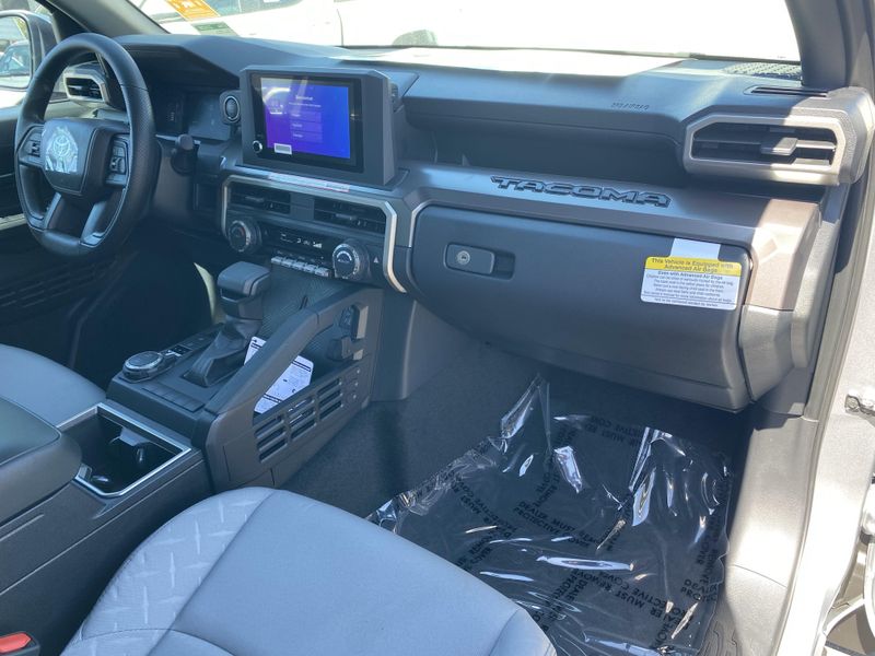 New 2025 Toyota Tacoma SR5Image 9