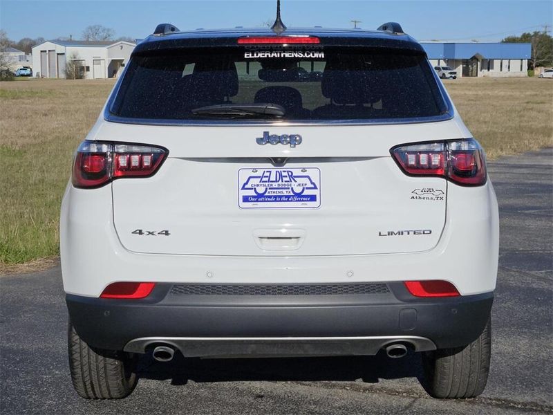 2023 Jeep Compass LimitedImage 5