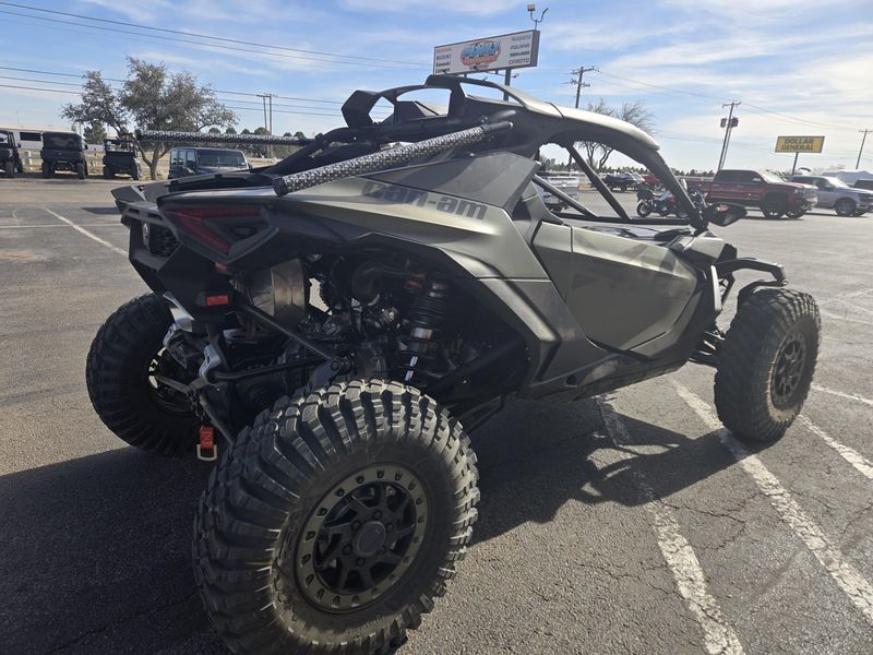 NEW 2026 CAN-AM MAVERICK R X RC WITH SMARTSHOX 999T DCT Image 26