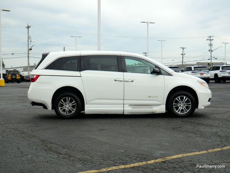 2013 Honda Odyssey EX-L photo 21
