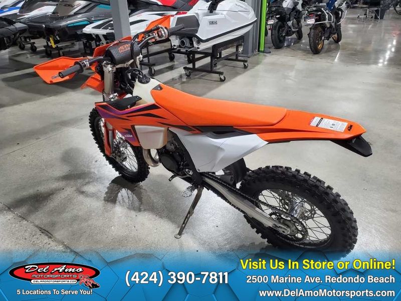 2024 KTM 250 XC-W  in a ORANGE exterior color. Del Amo Motorsports of Redondo Beach (424) 304-1660 delamomotorsports.com 