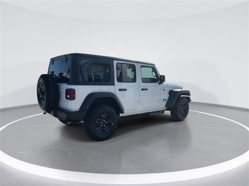 New 2026 Jeep Wrangler 4-door SportImage 8