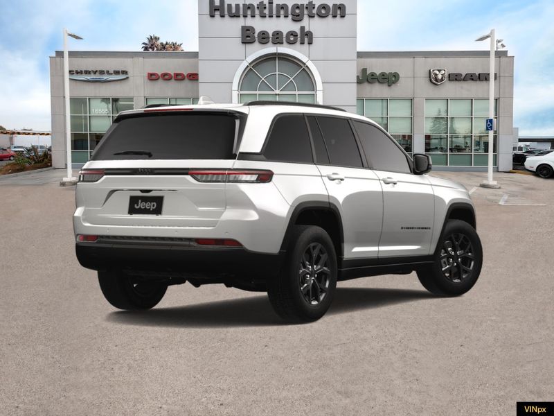 2025 Jeep Grand Cherokee Altitude 4x2Image 7