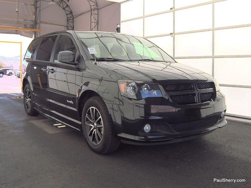 2014 Dodge Grand Caravan SXTImage 6