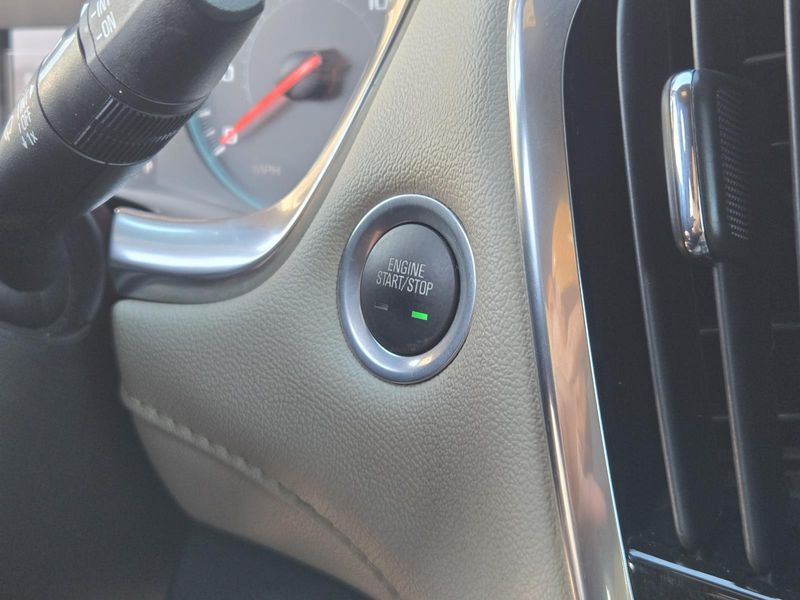 Used 2023 Chevrolet Traverse FWD 4dr LS w/1LS