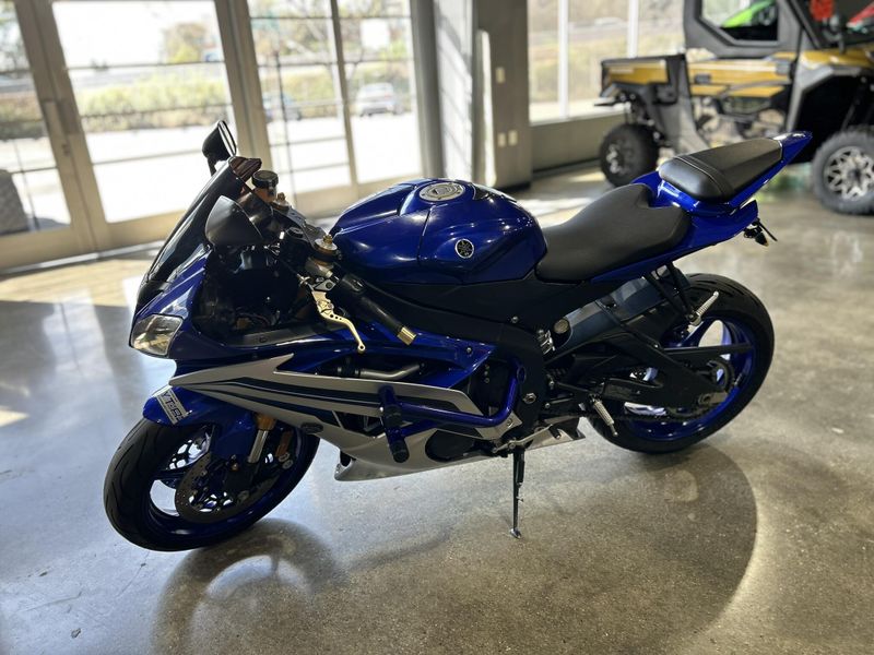 Used 2016 Yamaha YZF-R6 Image 10