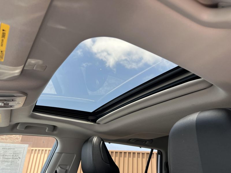 Used 2020 Toyota Highlander Hybrid XLEImage 22