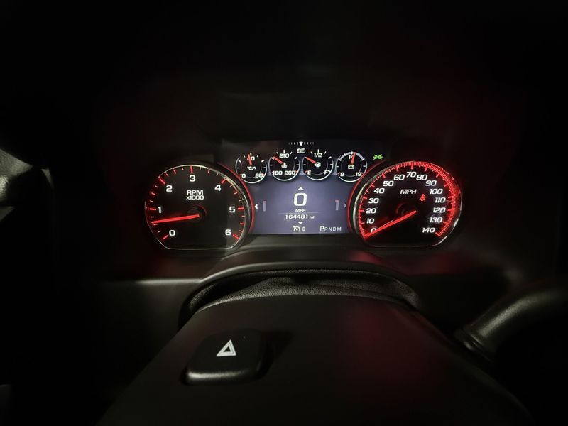 Used 2016 GMC Yukon XL DenaliImage 26