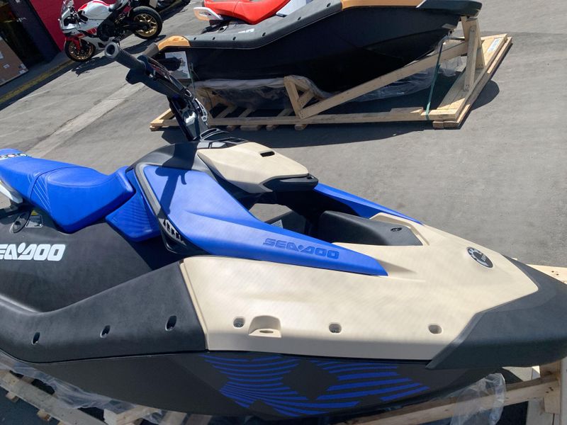 New 2025 Sea-Doo SPARK FOR 3 90 TRIXX Image 11