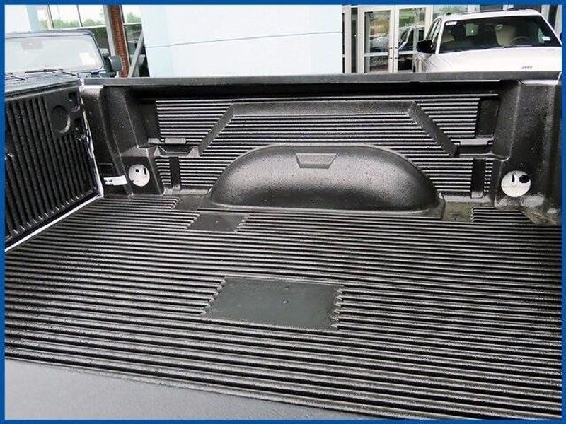 2024 RAM 1500 Classic SLTImage 8