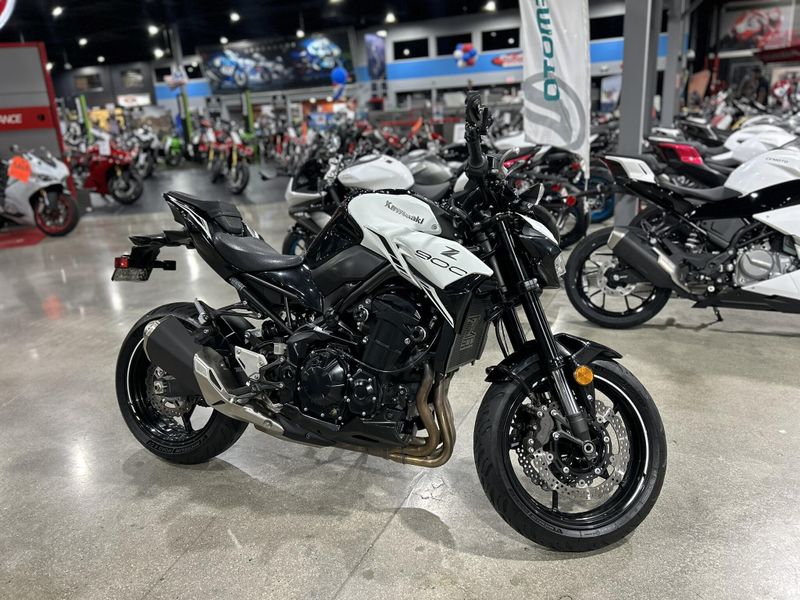 Used 2022 Kawasaki Z900 ABS Image 2