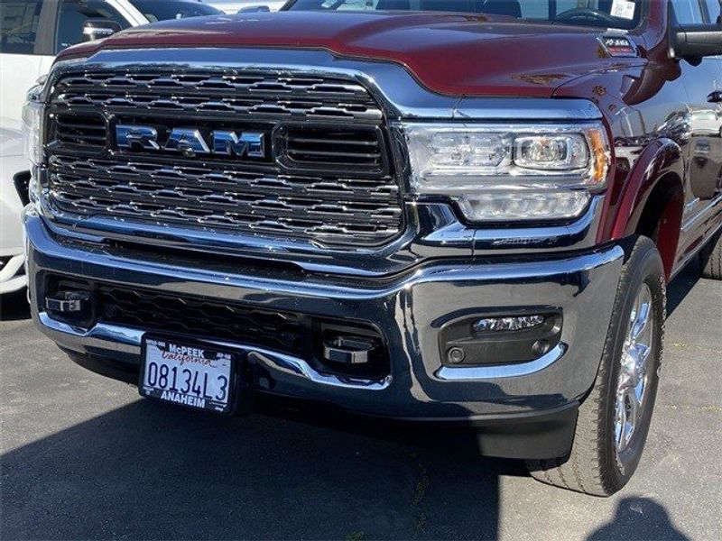 2022 RAM 3500 LimitedImage 5
