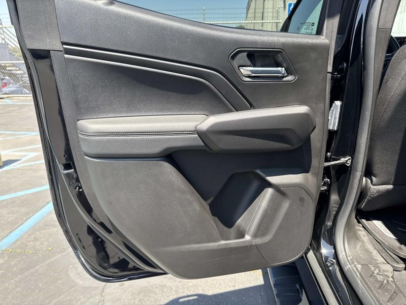 Used 2024 Chevrolet Colorado 2WD Crew Cab LT