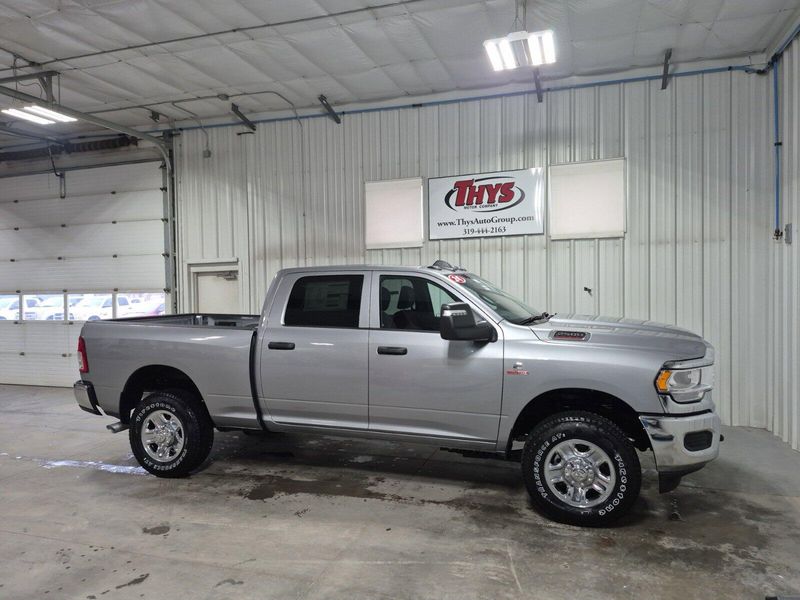 2024 RAM 2500 Tradesman Crew Cab 4x4 6