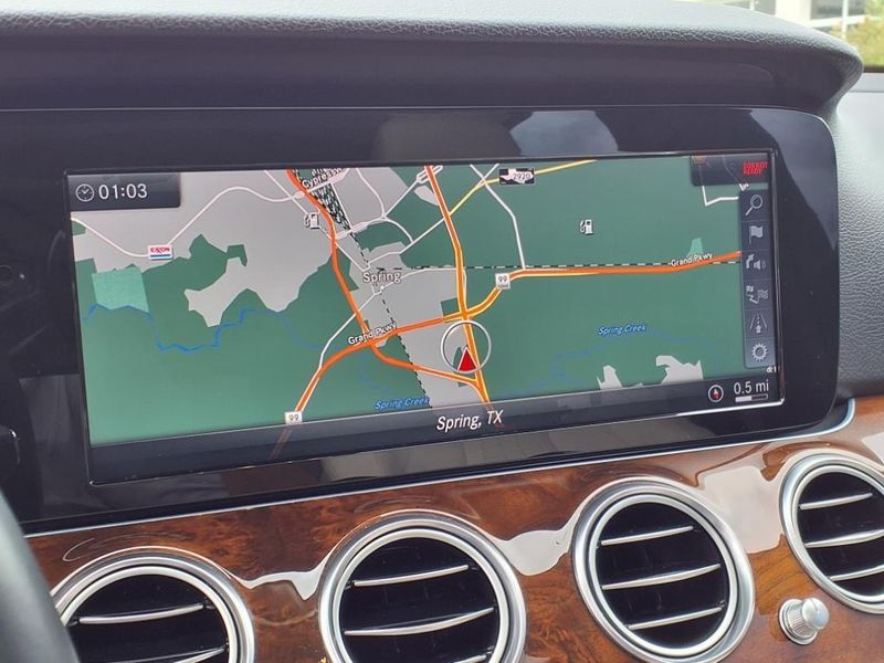 2018 Mercedes-Benz E 300 300Image 6