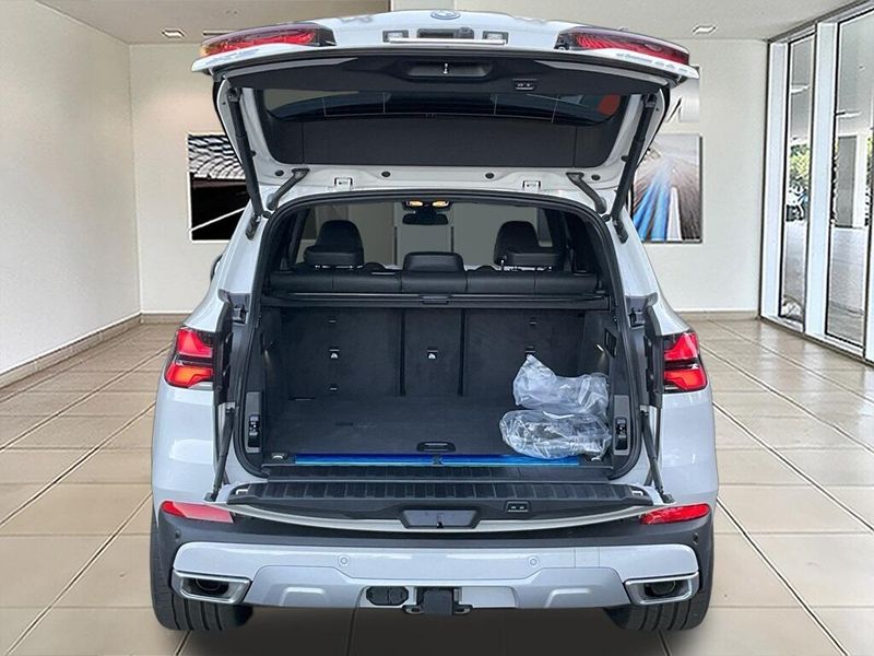 2025 BMW X5 xDrive50eImage 15