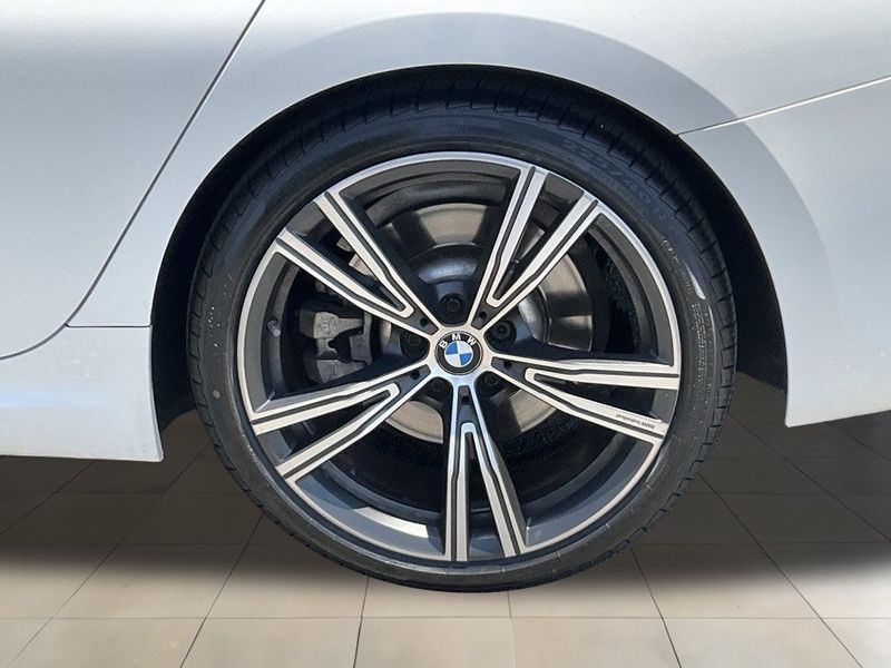 2021 BMW 3 Series 330iImage 15