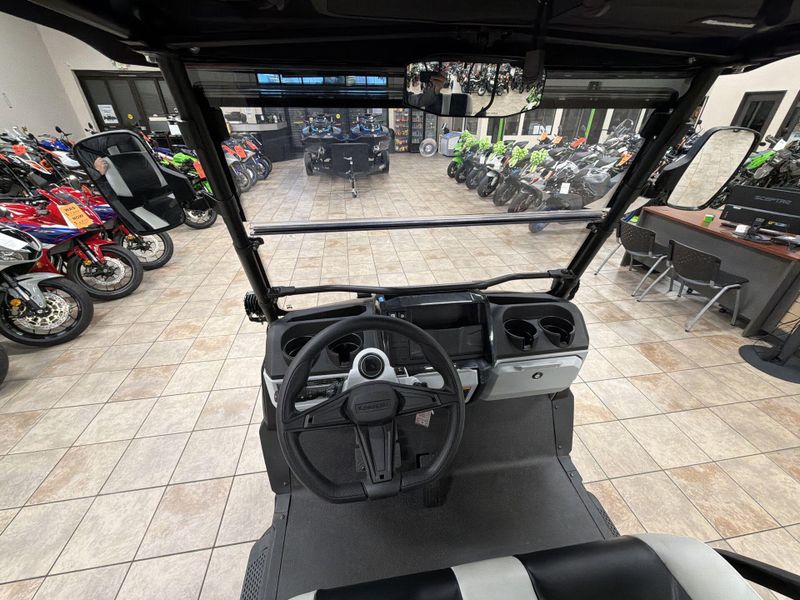 New 2025 Kawasaki NAV 4E LE Image 23