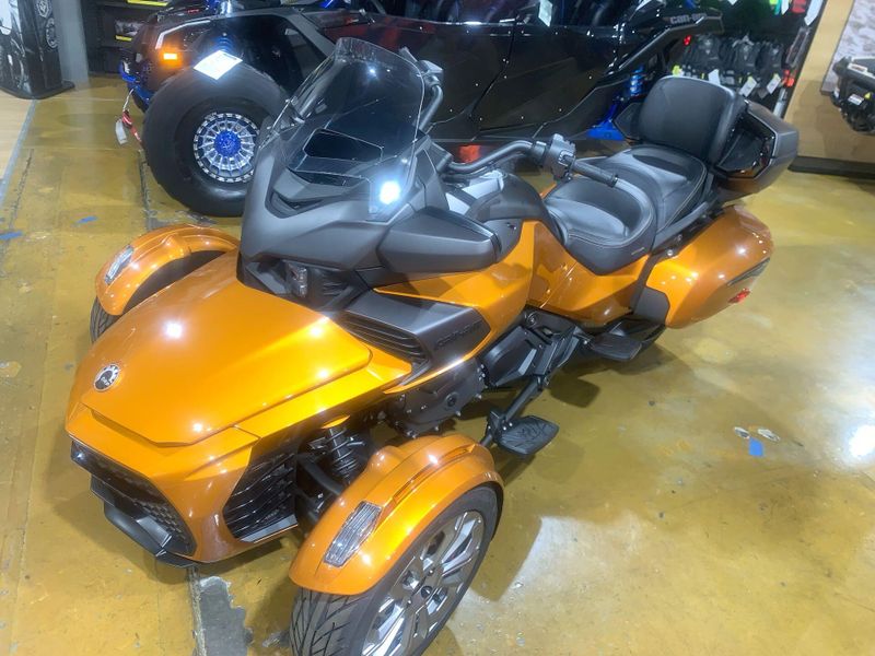 New 2024 Can-Am SPYDER F3 LIMITED SPECIAL SERIES (SE6) Image 17