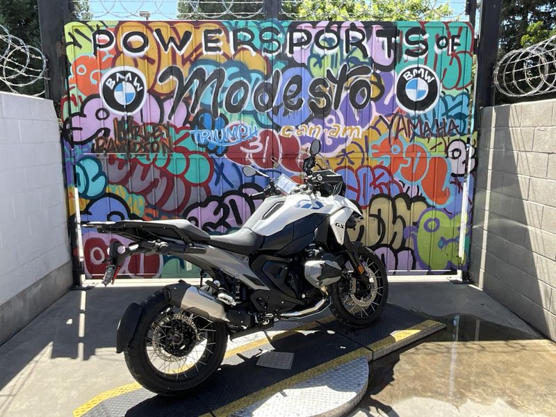New 2025 BMW R 1300 GS Image 6