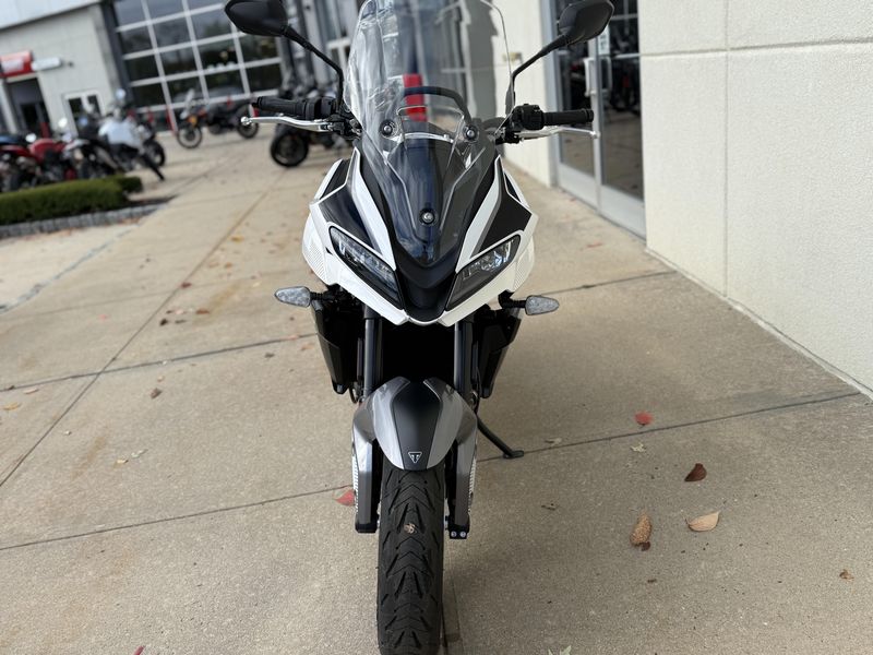 2025 Triumph Tiger Sport 660Image 4