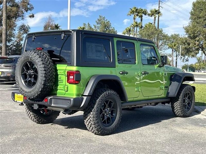 2025 Jeep Wrangler 4-door WillysImage 12