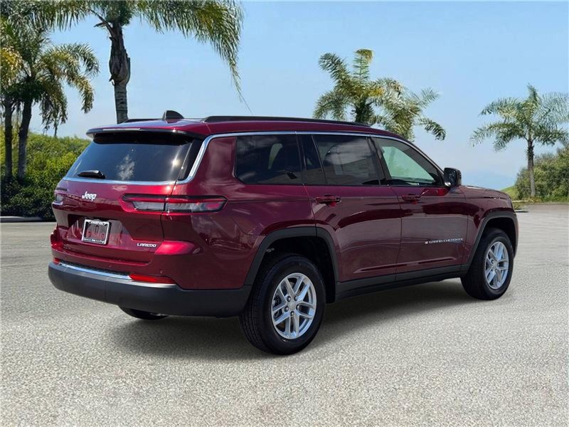 New 2026 Jeep Grand Cherokee L Laredo 4x2