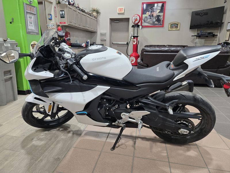 USED 2024 CFMOTO 450SS Image 4