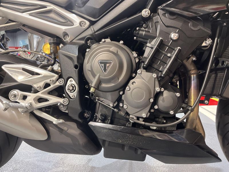 Used 2018 Triumph Street Triple RS Image 27