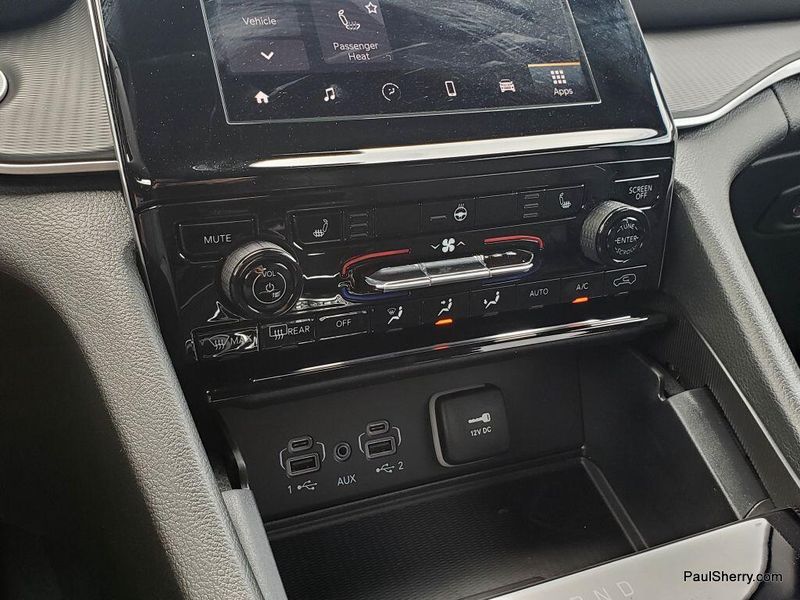 New 2025 Jeep Grand Cherokee Altitude X 4x4Image 32