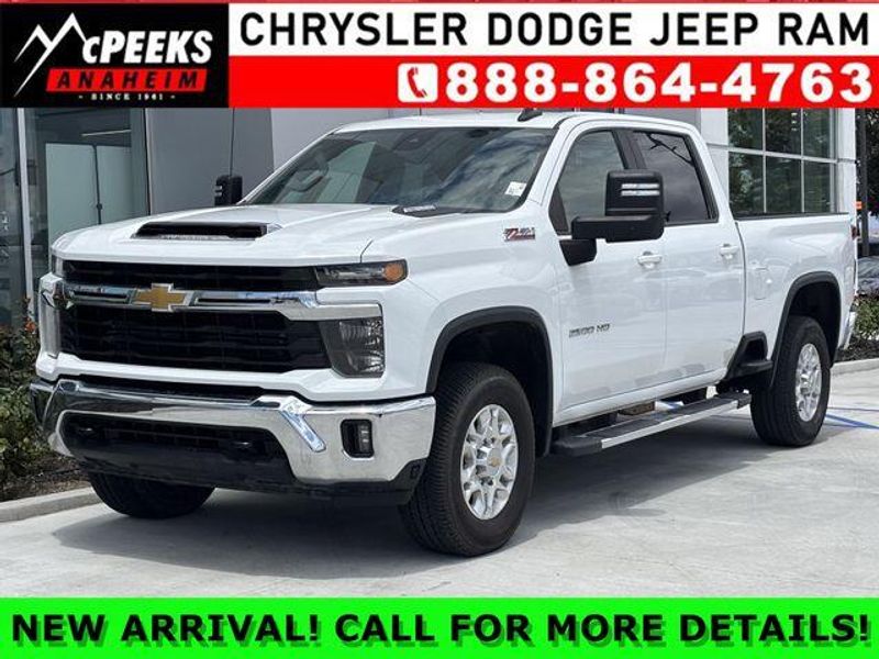 Used 2024 Chevrolet Silverado 2500HD LTImage 1