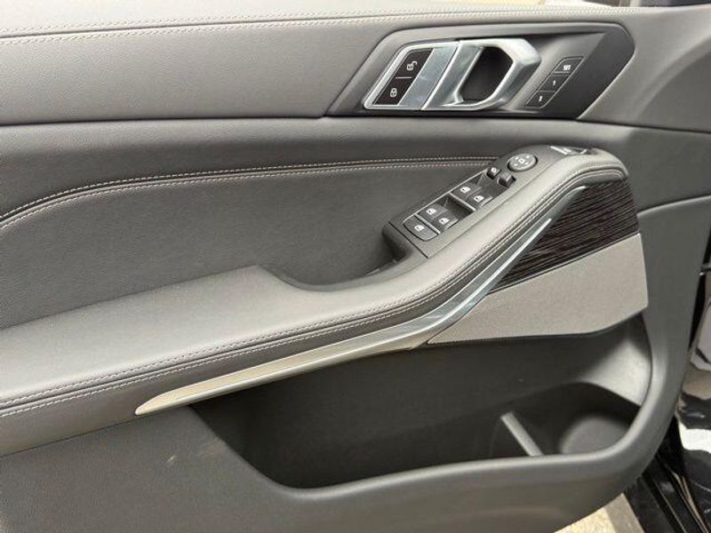 New 2026 BMW X5 sDrive40iImage 15