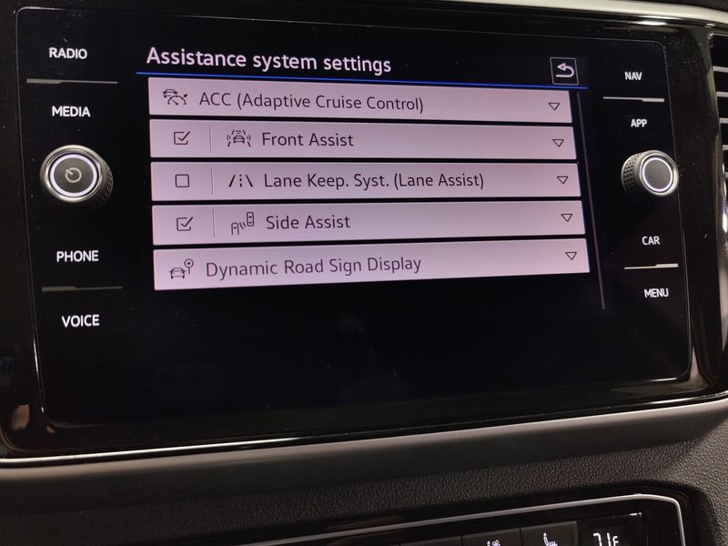 Used 2023 Volkswagen Atlas V6 AWD SEL Premium R-Line w/SunroofImage 9