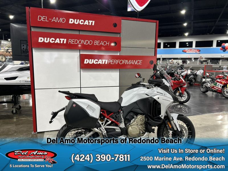 2024 Ducati MULTISTRADA V4 S TRAVEL & RADAR SPOKED WHEELS Image 12