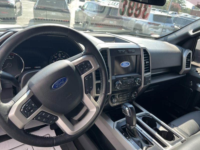 2019 Ford F-150 Lariat photo 15