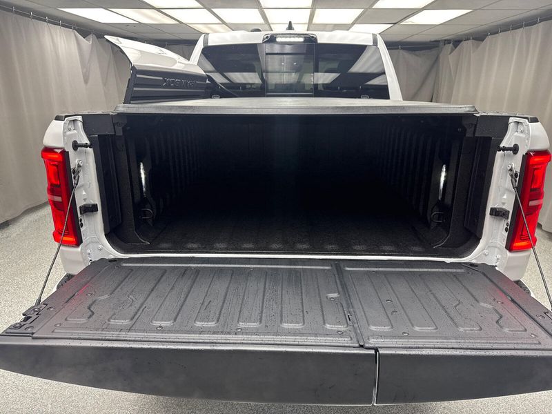2025 RAM 1500 Tungsten Crew Cab 4x4 5