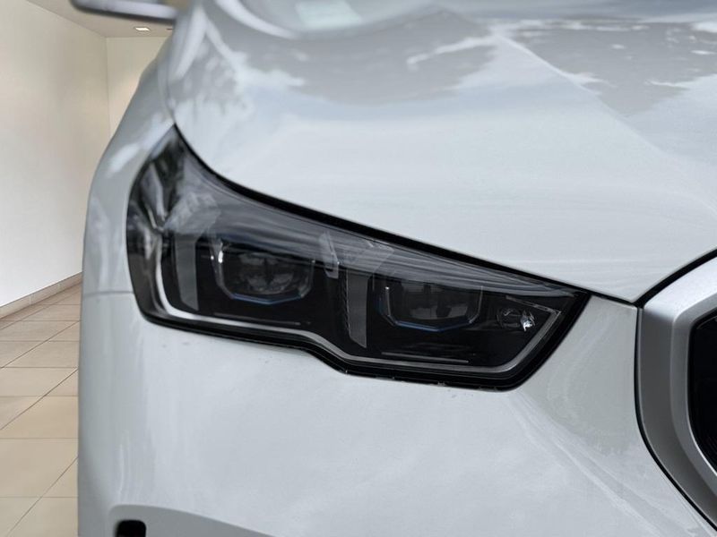 2025 BMW i5 eDrive40Image 12