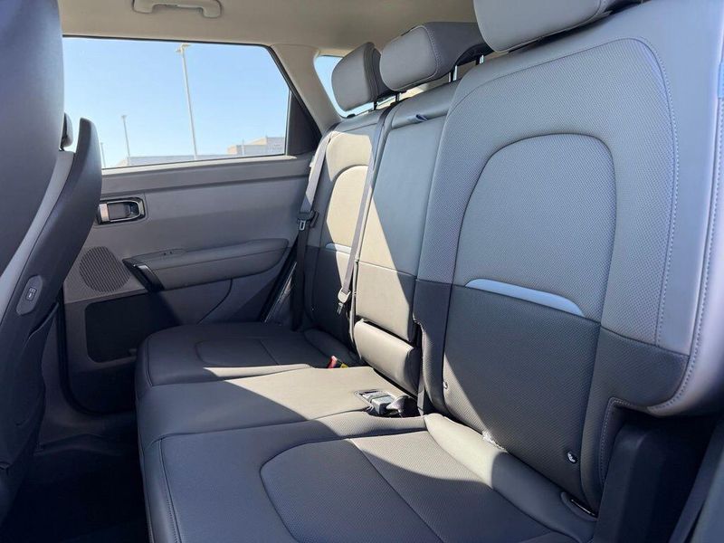 New 2027 Kia Seltos EXImage 14