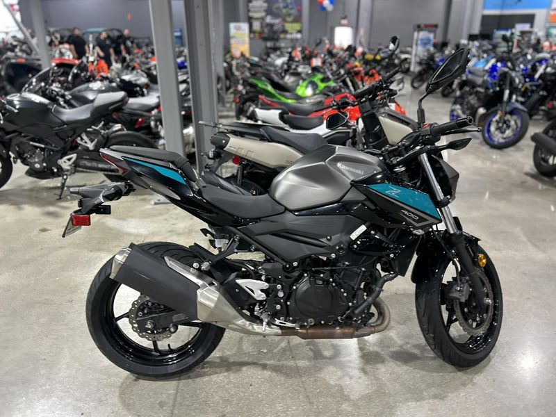 Used 2023 Kawasaki Z400 ABS Image 8