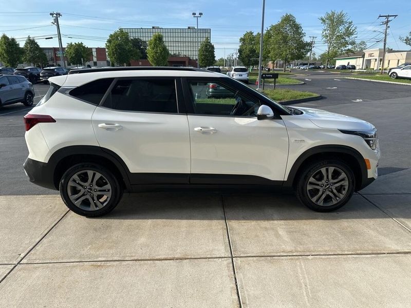 2022 Kia Seltos SImage 4