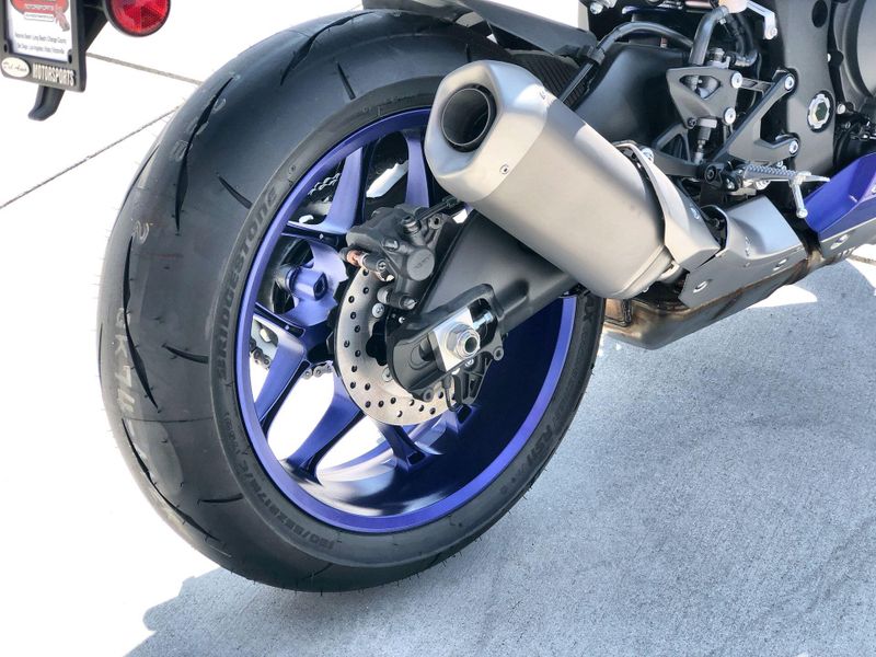 New 2026 Yamaha YZF-R1 Image 21