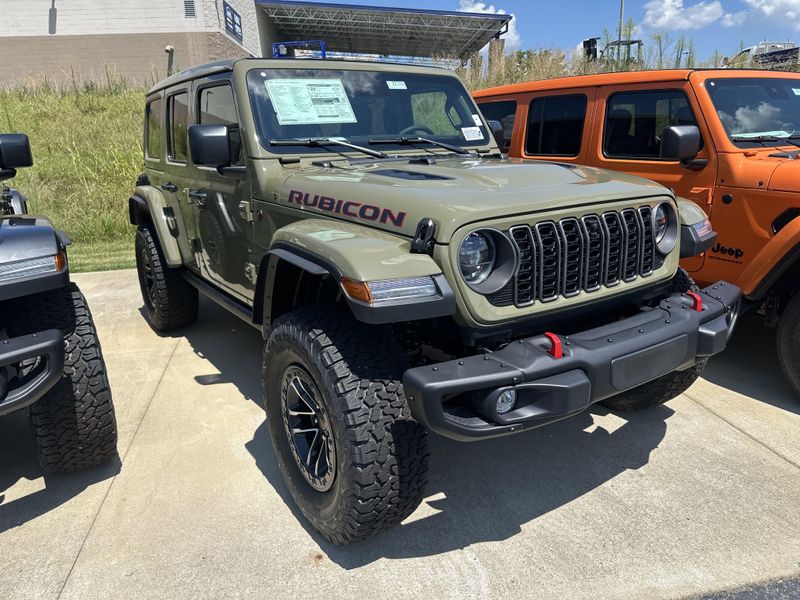 New 2025 Jeep Wrangler 4-door Rubicon XImage 3