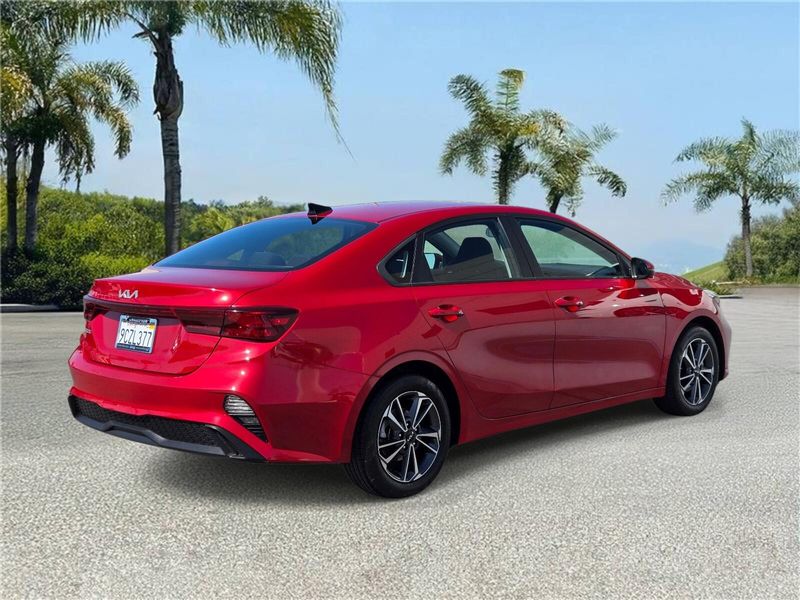 Used 2023 Kia Forte LXS IVT