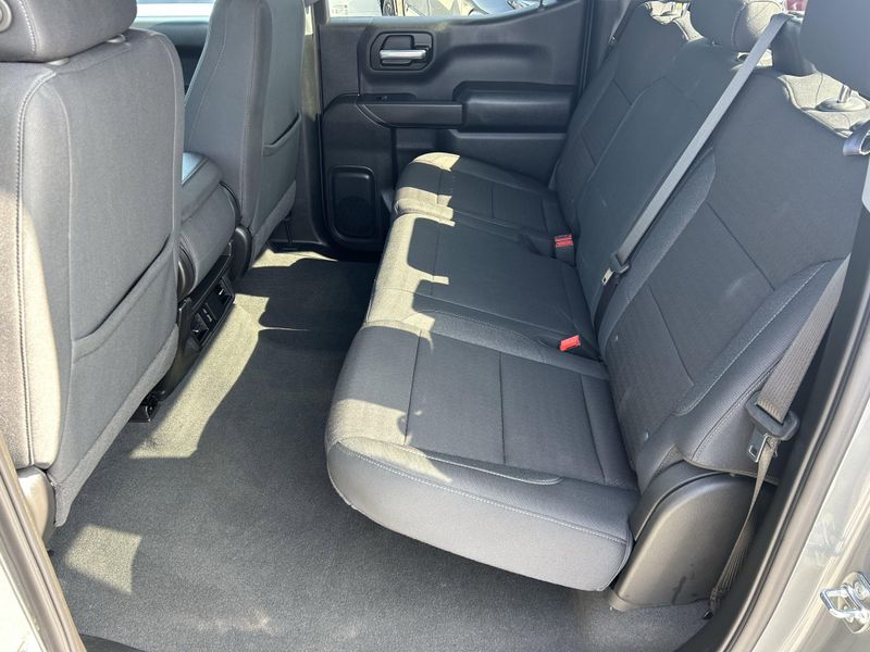 Used 2025 Chevrolet Silverado 1500 CustomImage 14