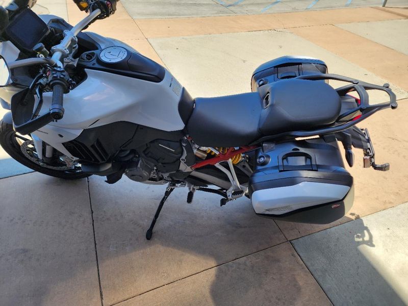 New 2024 Ducati MULTISTRADA V4 S TRAVEL & RADAR SPOKED WHEELS - DEMO Image 15