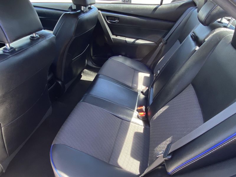 Used 2018 Toyota Corolla SEImage 13