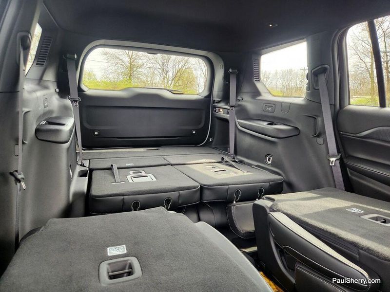 New 2025 Jeep Grand Cherokee L Altitude X 4x4Image 38