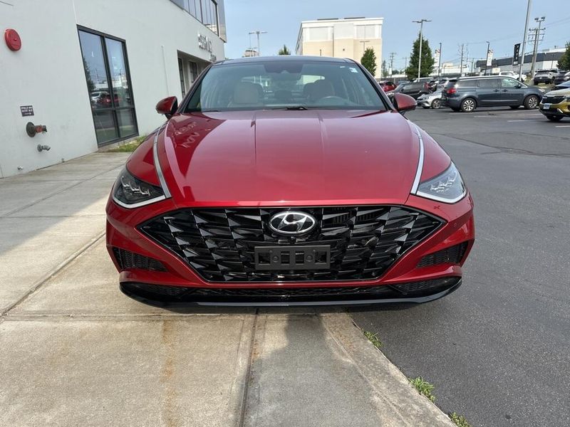 2023 Hyundai Sonata LimitedImage 2