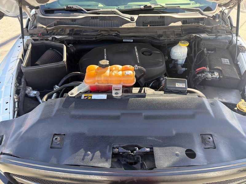 Used 2018 RAM 1500 LaramieImage 17
